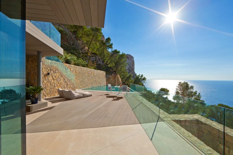 Luxury Villa Beach Front Panoramic View, 3 bedrooms in Mallorca buy for sale For Super Rich