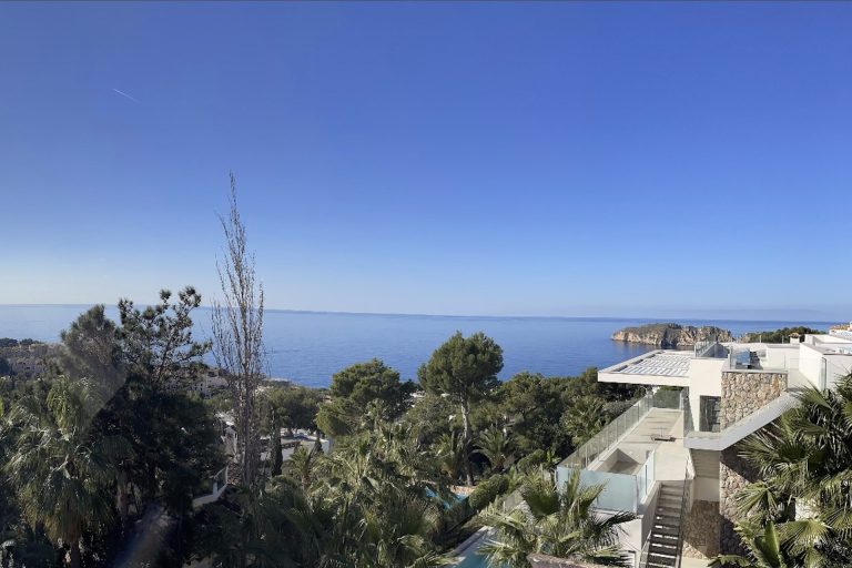 Architectural Villa Sea View Nova Santa Ponsa, 4 bedrooms in Mallorca price for sale For Super Rich
