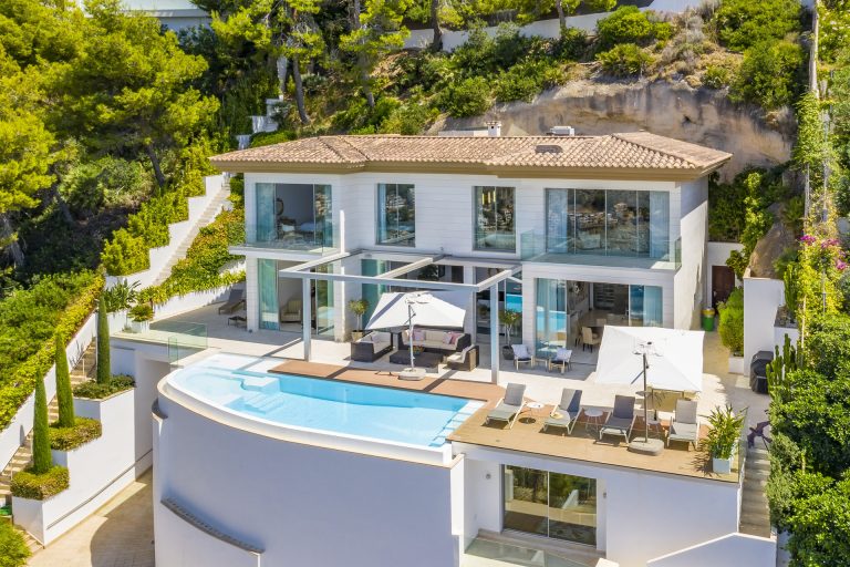 Luxury Villa Panoramic View pool with whirlpool, 5 bedrooms in Mallorca Classified ads for sale For Super Rich