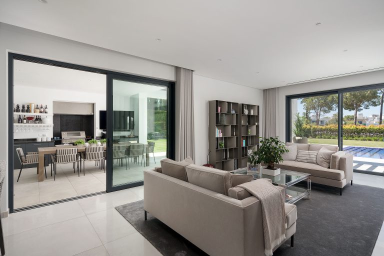 Luxury Villa Panoramic View Golf View, 4 bedrooms in Quinta do Lago AR-103 for sale For Super Rich