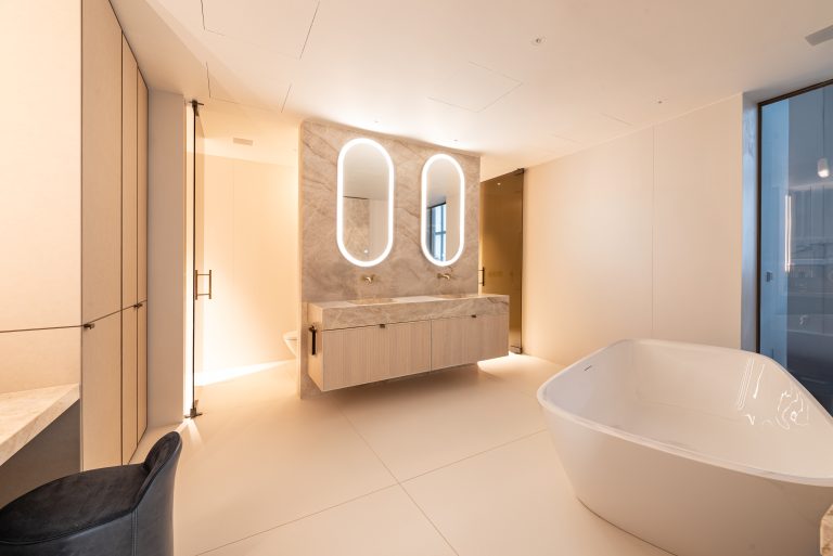 Luxury Apartment Panoramic View, 3 bedrooms in Vienna buy for sale For Super Rich