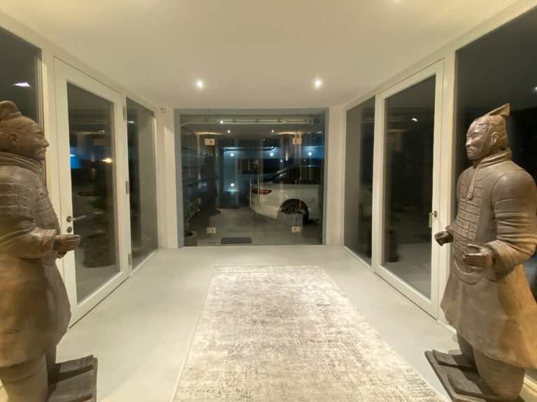 Luxury Villa Mountain View, 4 bedrooms in Hinterbrühl buy for sale For Super Rich