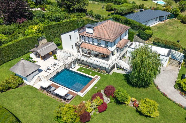 Luxury Villa Panoramic View, 5 bedrooms in 3400 for sale For Super Rich