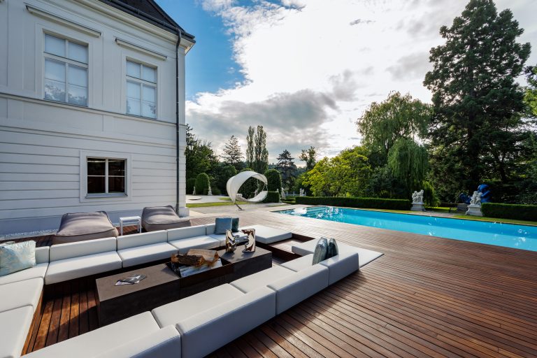 Luxury Castle Panoramic View, 21 bedrooms in Vienna price for sale For Super Rich