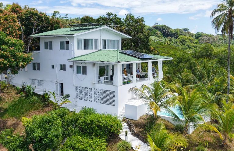 Luxury Villa Panoramic View Sea View, 4 bedrooms in Isla Pastor, Valle de Agua, Bocas del Toro best for sale For Super Rich