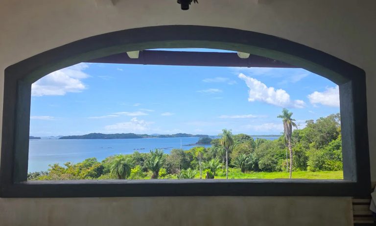 Country Villa Beach Front, panoramic Pacific Ocean views, 6 bedrooms in Boca Brava Island, Boca Chica, Chiriquí ultra luxury for sale For Super Rich