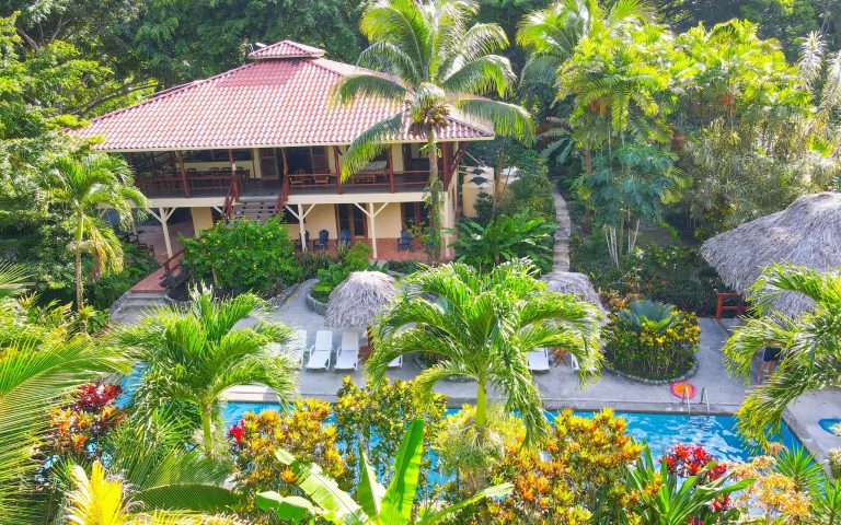 Colonial Tropical Retreat Hotel Beach Front Sea View, 10 bedrooms in Bluff Beach, Isla Colón, Bocas del Toro Used for sale For Super Rich
