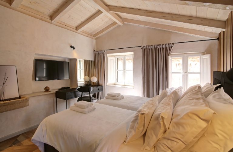 Luxury Business  Baroque palace, Panoramic view, 5 bedrooms in Dubrovnik property for sale For Super Rich