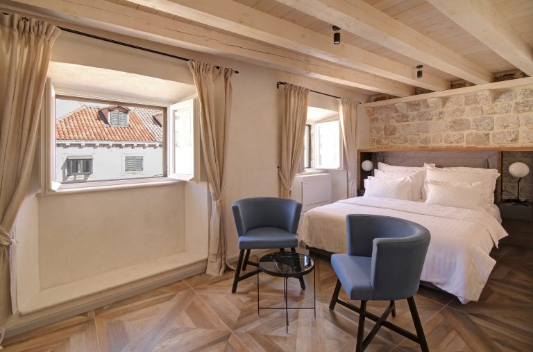 Luxury Business  Baroque palace, Panoramic view, 5 bedrooms in Dubrovnik deal for sale For Super Rich