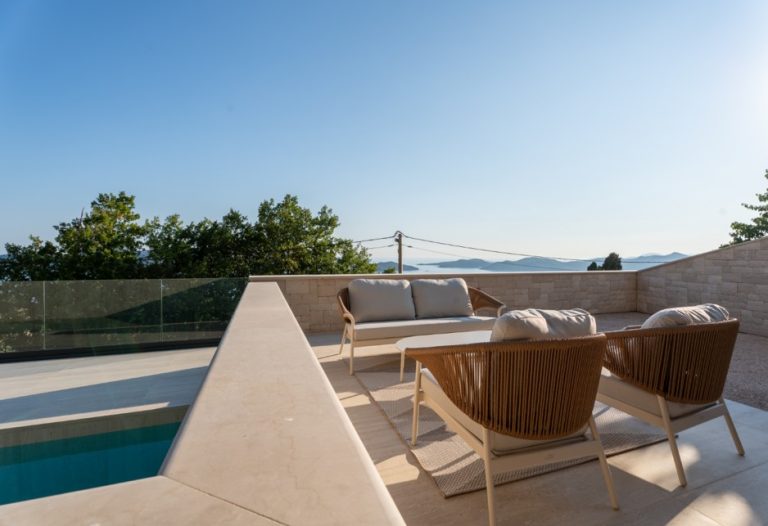 Luxury Villa Panoramic sea and mountain views, 3 bedrooms in Dubrovnik ultra luxury for sale For Super Rich