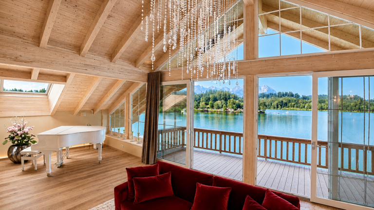 Luxury House Lake View of Lake Schwarzsee with Private Lake Access, 8 bedrooms in Kitzbühel 3039 for sale For Super Rich