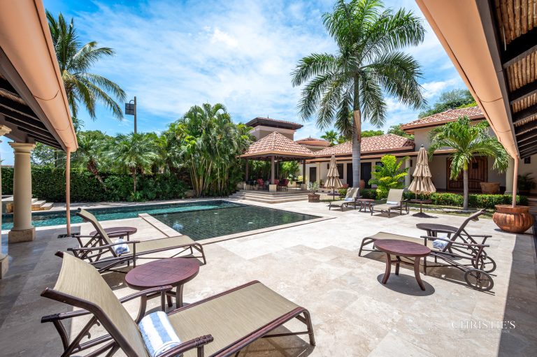 Luxury Villa Beach Front, 6 bedrooms in Playa Flamingo, Guanacaste search for sale For Super Rich