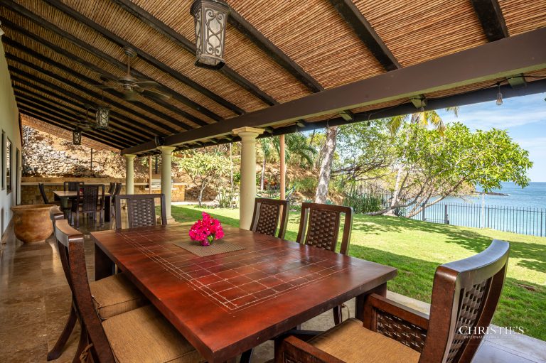 Luxury Villa Beach Front, 6 bedrooms in Playa Flamingo, Guanacaste best for sale For Super Rich