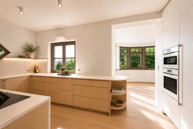 Luxury Villa Panoramic View, 5 bedrooms in Vienna available for sale For Super Rich