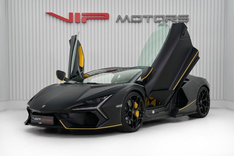 2026 Lamborghini REVUELTO Black for sale For Super Rich