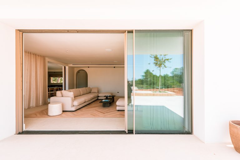 Premium Villa Sea View, 8 bedrooms in Cala Bassa buy for sale For Super Rich
