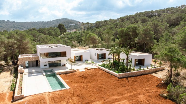 Premium Villa Sea View, 8 bedrooms in Cala Bassa unique for sale For Super Rich